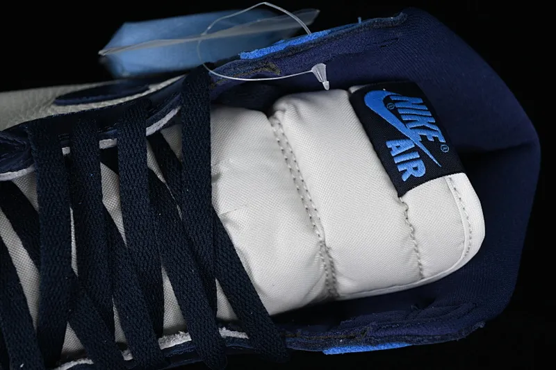 All categories Air Jordan Jordan series basketball shoes Air Jordan 1 High LW version Air Jordan 1 AJ1 Joe 1 Obsidian North Carolina Blue Black Blue Toe 555088-140